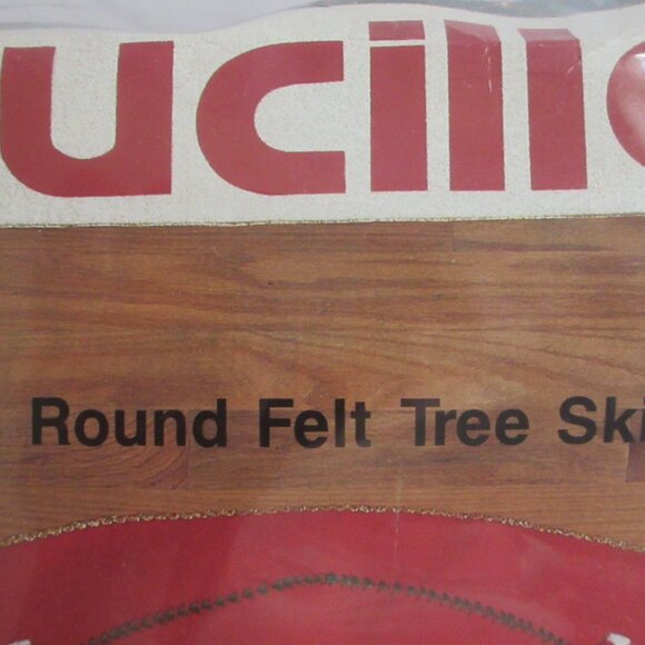 Bucilla Jungle Bells Animals 43" Round Felt Christmas Tree Skirt Kit 83020 NEW - Picture 3 of 13